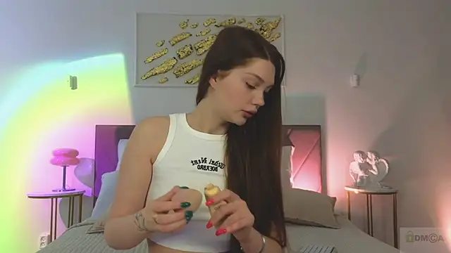 Snapshot of Nicole_Broown_ chatting on February 7, 2026, 9:12 pm Nicole Broown online show from February 7, 2026, 9:12 pm