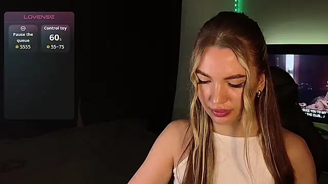 MissMaya   online show from October 8, 2025, 7:47 pm