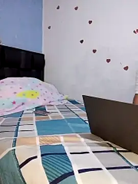 fabulousgirl online show from November 13, 2025, 11:36 am