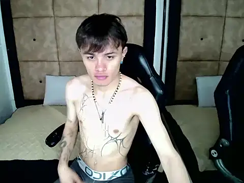 Snapshot of Jerom_xx chatting on October 3, 2025, 2:18 pm Jerom xx online show from October 3, 2025, 2:18 pm