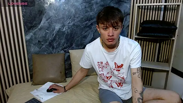Snapshot of Jerom_xx chatting on September 27, 2025, 7:31 pm Jerom xx online show from September 27, 2025, 7:31 pm