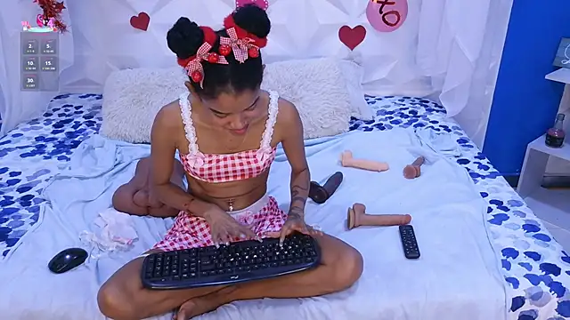 adisson petite1 online show from February 22, 2026, 7:48 pm