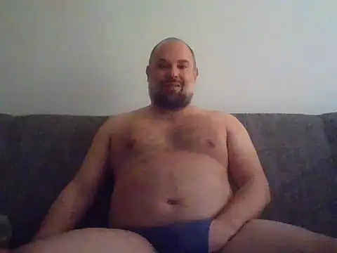 CristalDad online show from November 11, 2025, 11:42 pm