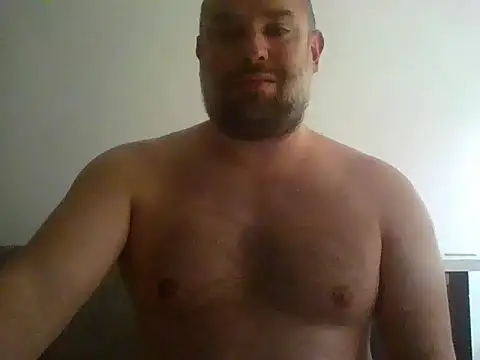 CristalDad online show from November 9, 2025, 4:00 pm