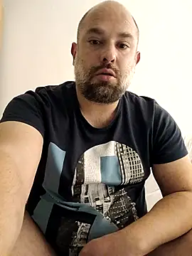 CristalDad online show from October 11, 2025, 6:42 pm