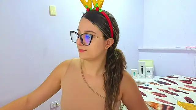 katiaa lovv online show from December 14, 2025, 1:39 pm