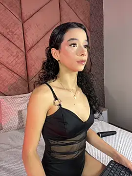 ChloeRosses online show from March 18, 2026, 10:54 pm