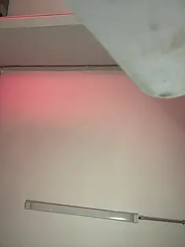 Snapshot of ChloeRosses chatting on February 7, 2026, 6:32 am ChloeRosses online show from February 7, 2026, 6:32 am