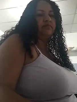 Snapshot of MEYBELLATINA chatting on March 14, 2026, 11:22 pm MEYBELLATINA online show from March 14, 2026, 11:22 pm