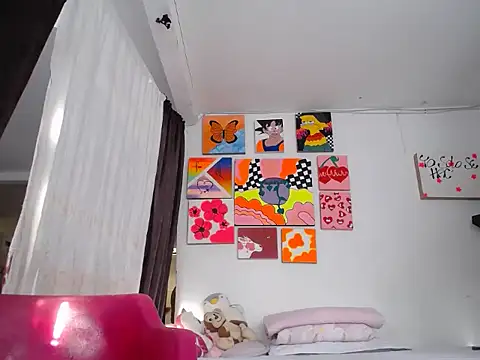 Snapshot of Nahomyyy chatting on November 19, 2025, 12:05 pm Nahomyyy online show from November 19, 2025, 12:05 pm