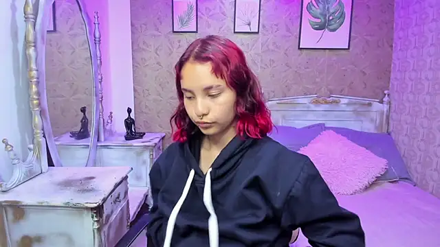 Megane whitte online show from January 14, 2026, 3:21 am