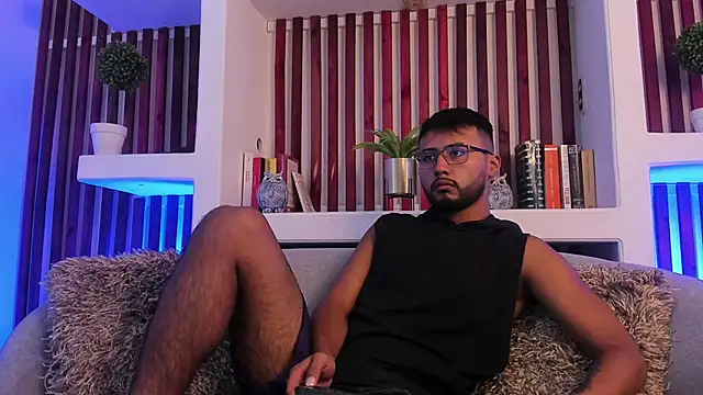 Blakegabriel  online show from October 9, 2025, 4:35 am