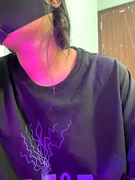 Lisa afreen online show from October 11, 2025, 6:20 pm