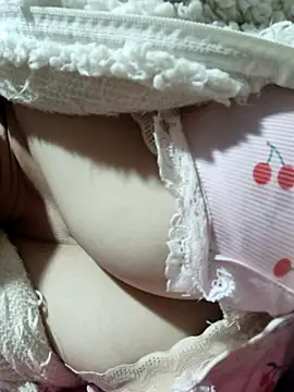 Snapshot of Paul-paul11 chatting on January 15, 2026, 12:41 pm Paul-paul11 online show from January 15, 2026, 12:41 pm