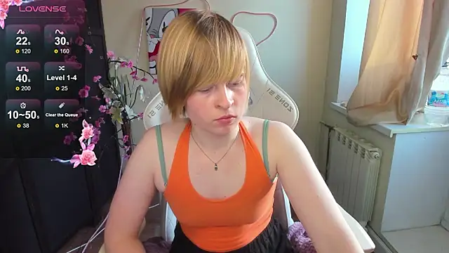 Cattie w  online show from March 25, 2026, 1:39 am