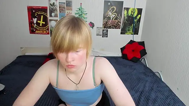 Cattie w  online show from March 3, 2026, 1:12 am