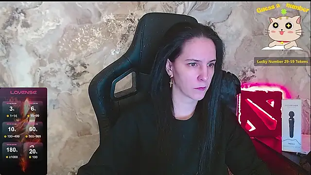 Irwi Tomboy online show from March 9, 2026, 1:14 pm