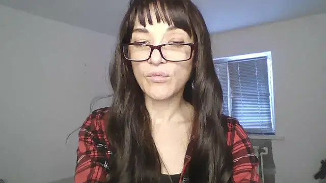 Snapshot of Tyrivell chatting on February 14, 2026, 12:16 pm Tyrivell online show from February 14, 2026, 12:16 pm