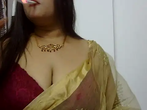 aarohee9 online show from March 7, 2026, 5:47 am