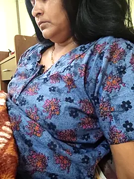 navyasree143 online show from February 12, 2026, 4:56 am