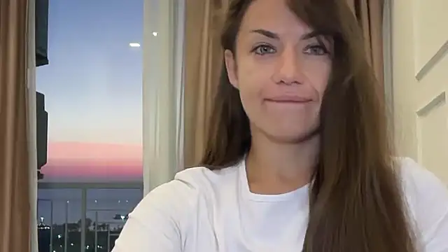 Roriann online show from February 5, 2026, 11:39 am