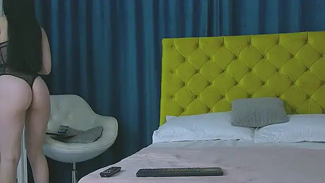 Snapshot of RubyHills chatting on February 23, 2026, 5:09 am RubyHills online show from February 23, 2026, 5:09 am