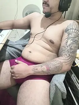 Snapshot of gtzmoreno chatting on July 7, 2026, 11:08 pm gtzmoreno online show from July 7, 2026, 11:08 pm