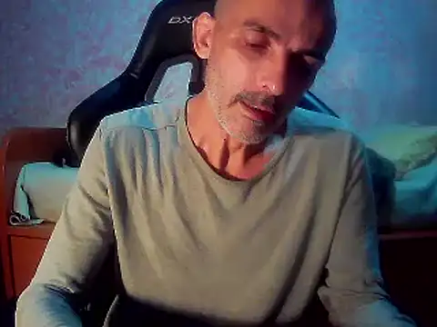 uaintmybabbydaddy online show from November 2, 2025, 2:33 pm