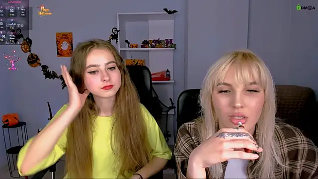 rebecca smile online show from October 31, 2025, 9:43 pm