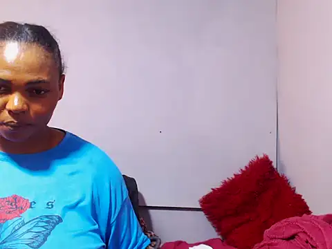 xSpicyQueen online show from September 28, 2025, 10:00 am