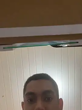 favelado33 online show from September 26, 2025, 3:13 am