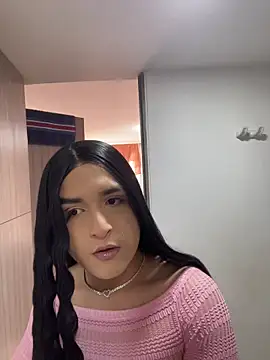 Dania Oconor online show from November 7, 2025, 10:03 pm