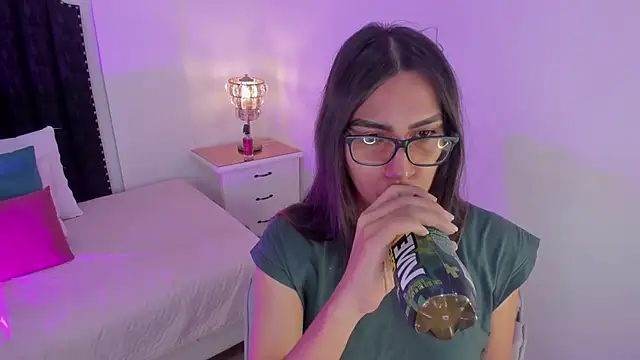 Snapshot of cherrylady_02 chatting on November 8, 2025, 12:31 pm cherrylady 02 online show from November 8, 2025, 12:31 pm