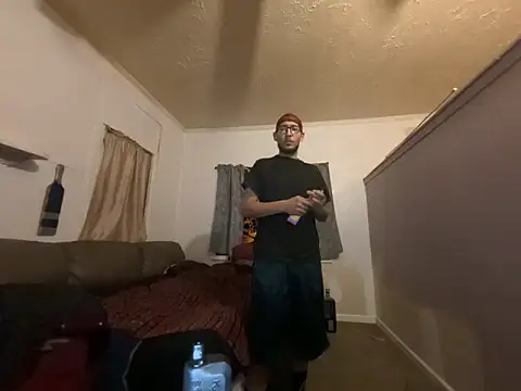 Snapshot of ThrowedWorldWide chatting on February 14, 2026, 3:29 am ThrowedWorldWide online show from February 14, 2026, 3:29 am