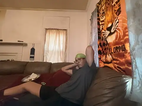 Snapshot of ThrowedWorldWide chatting on March 2, 2026, 11:11 pm ThrowedWorldWide online show from March 2, 2026, 11:11 pm