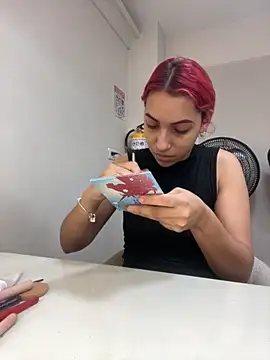 theladymonserrateshow online show from November 17, 2025, 11:58 am