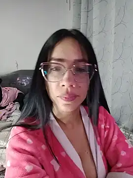 YaraDuartee online show from July 31, 2026, 1:38 am