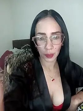 YaraDuartee online show from March 28, 2026, 1:17 am