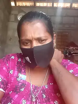 Snapshot of Tamil_Hot_Sandy chatting on November 26, 2025, 5:51 am Tamil Hot Sandy online show from November 26, 2025, 5:51 am