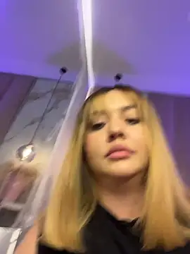 Angelina velvett online show from October 28, 2025, 10:31 pm