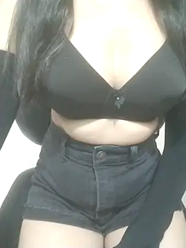 Rosie Star online show from November 5, 2025, 5:54 am