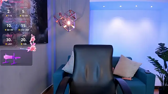 Caroline Millerr online show from December 3, 2025, 7:57 pm