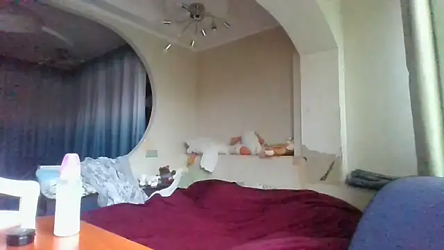 Snapshot of QueenMomyS chatting on November 21, 2025, 6:56 am QueenMomyS online show from November 21, 2025, 6:56 am