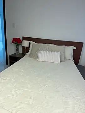 Snapshot of Capricho_01 chatting on February 24, 2026, 6:09 pm Capricho 01 online show from February 24, 2026, 6:09 pm