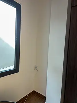 Snapshot of Capricho_01 chatting on February 18, 2026, 6:15 pm Capricho 01 online show from February 18, 2026, 6:15 pm