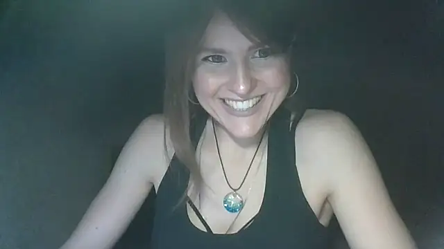 Arivonne online show from April 3, 2026, 6:14 pm