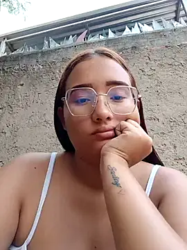 Snapshot of young_dairy01 chatting on February 12, 2026, 11:54 am young dairy01 online show from February 12, 2026, 11:54 am