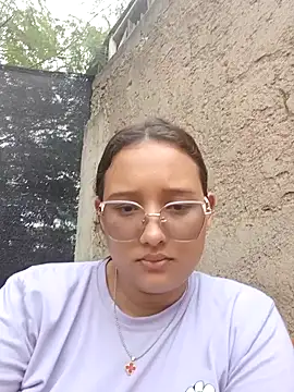 young dairy01 online show from October 11, 2025, 12:39 pm