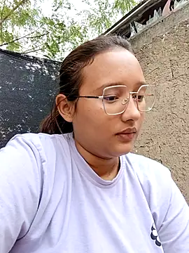 young dairy01 online show from November 24, 2025, 12:05 pm