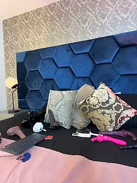 Snapshot of Angelina_Roa chatting on May 5, 2026, 2:09 pm Angelina Roa online show from May 5, 2026, 2:09 pm